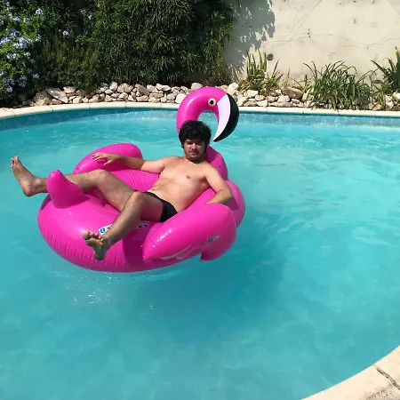 Apartman U S Bazenom Blizu Mora Plavi